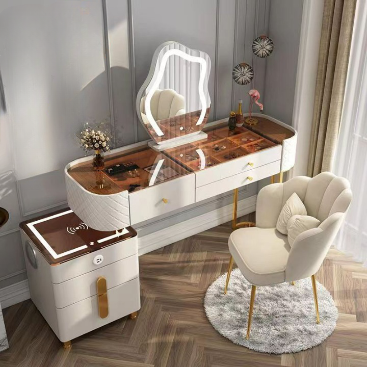 dressing table