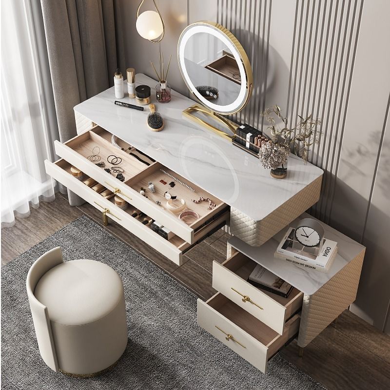 makeup table