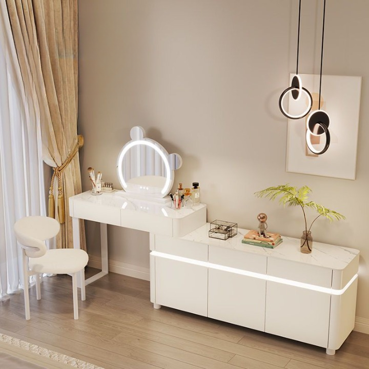 dressing table