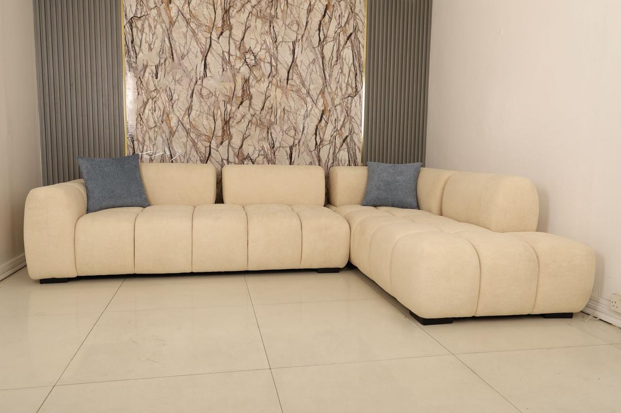 Modern L-Shape Sectional Sofa.