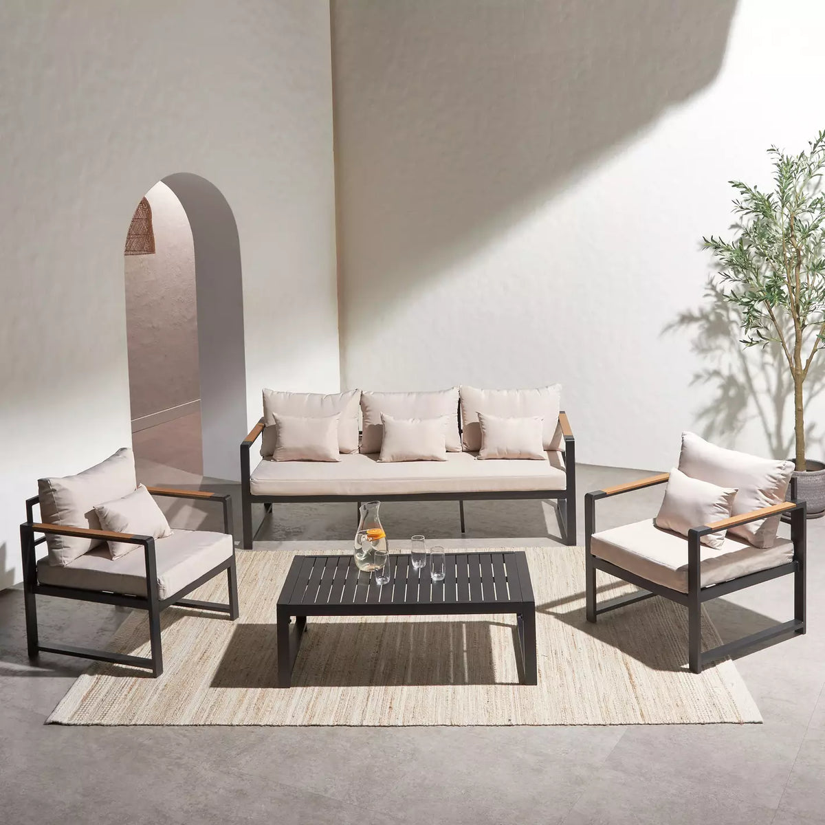 5-Seater Outdoor Lounge Sofa Set with Rectangular Table