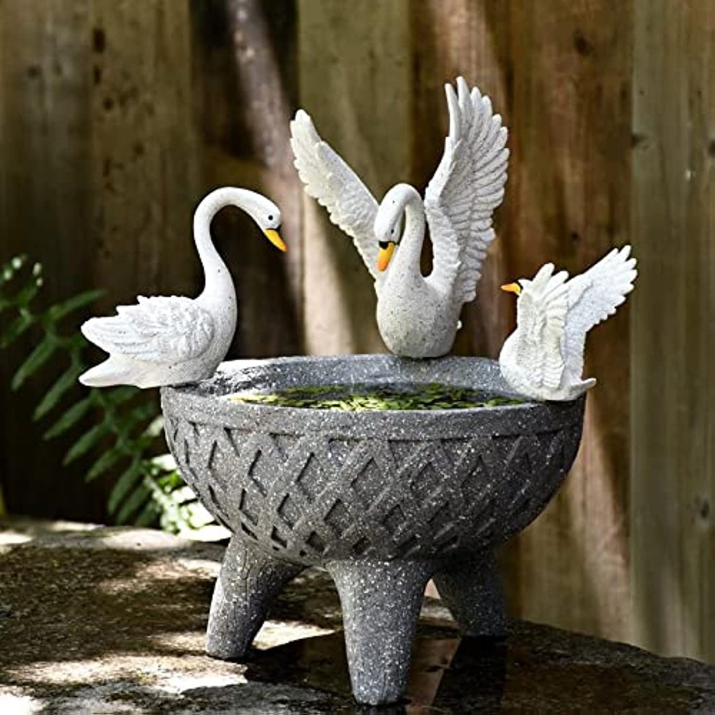 Art Decoration Ornamental Goose Flower, Rattan Effect, Garden Patio Décor.