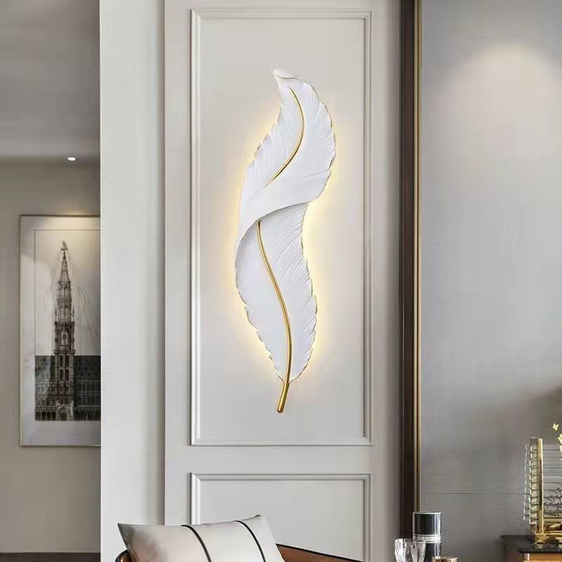 Artwork Feather Wall Light, Creative Resin Wall Lamp Décor, Indoor Living room Light, 90H x 18 W cm.